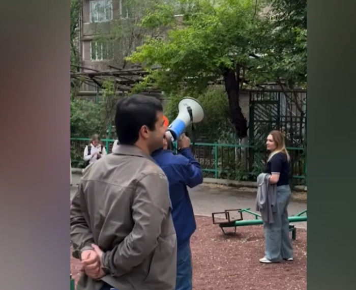 ՔՊ -ի քարոզարշավի ժամանակ քաղաքացիները վանկարկում են․ «Սամվե՛լ, վարչապե՛տ»