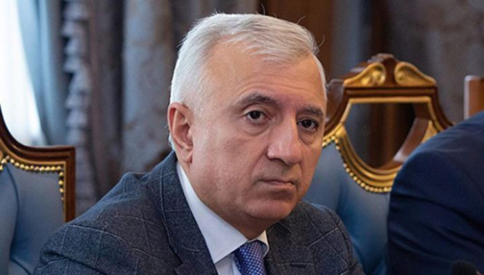 Իդեալական որակներ փնտրելու ժամանակը չէ