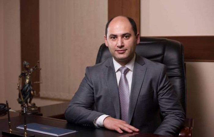 «Գյումրի-2»-ի վախը. Իշխանության թիրախում Մարտուն Գրիգորյանն է