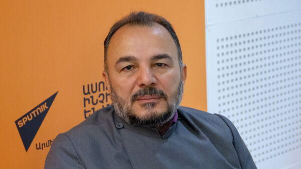 «Հրապարակ»․ Վրթանես եպիսկոպոս Աբրահամյանը «անհետացել է ռադարներից»