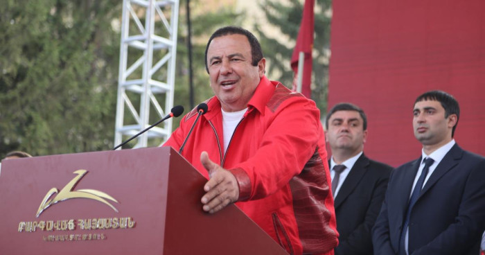 Ծառուկյանը ՝ մականվան մասին