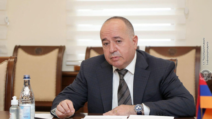 Տեղեկացված էր մոտալուտ պատերազմի մասին, օգնության չդիմեց․ ՊՆ նախկին նախարարը նամակներ է հրապարակել
