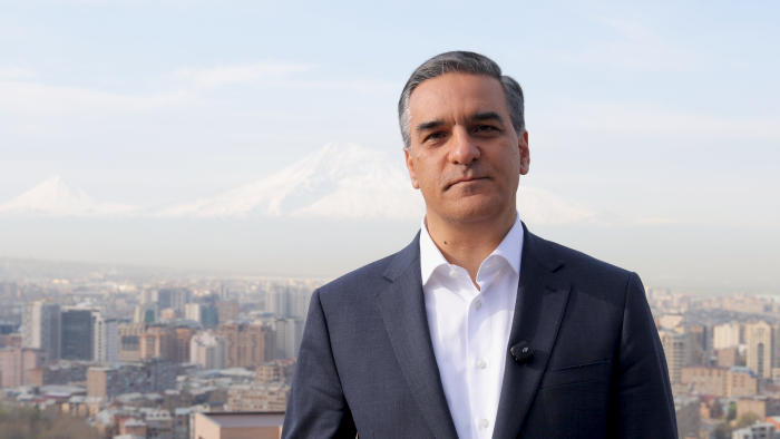 Լկտի պահվածքով պաշտոնյաներ մեր երկրում չպետք է լինեն․ Արման Թաթոյանը պատասխանել է Ալեն Սիմոնյանին