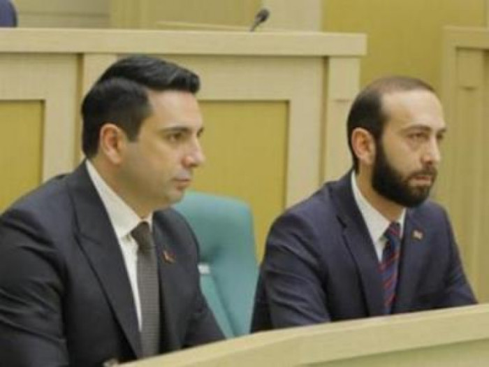 Անշուշտ, Միրզոյան Արարատը Ալեն Սիմոնյանից պակաս լաչառ է, բայց ոչ պակաս ստախոս