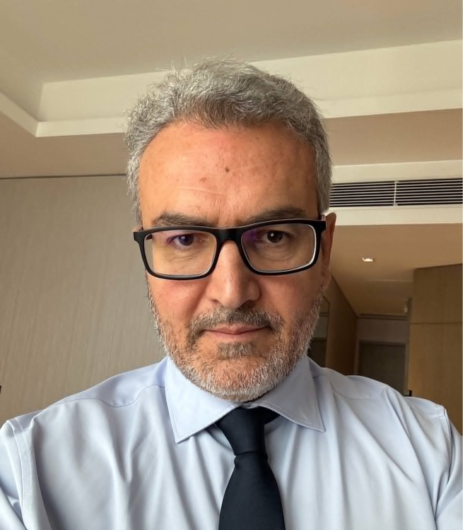 «Հրապարակ». Եթե Հայաստանի հանրությունը նրանց հավատա, հայոց զարթոնքը դժվար է լինելու