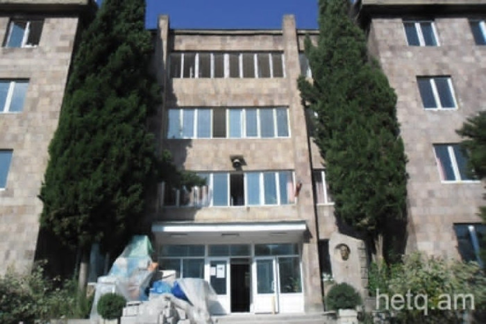 Իջևանի քոլեջում հակամարտությունը խորանում է