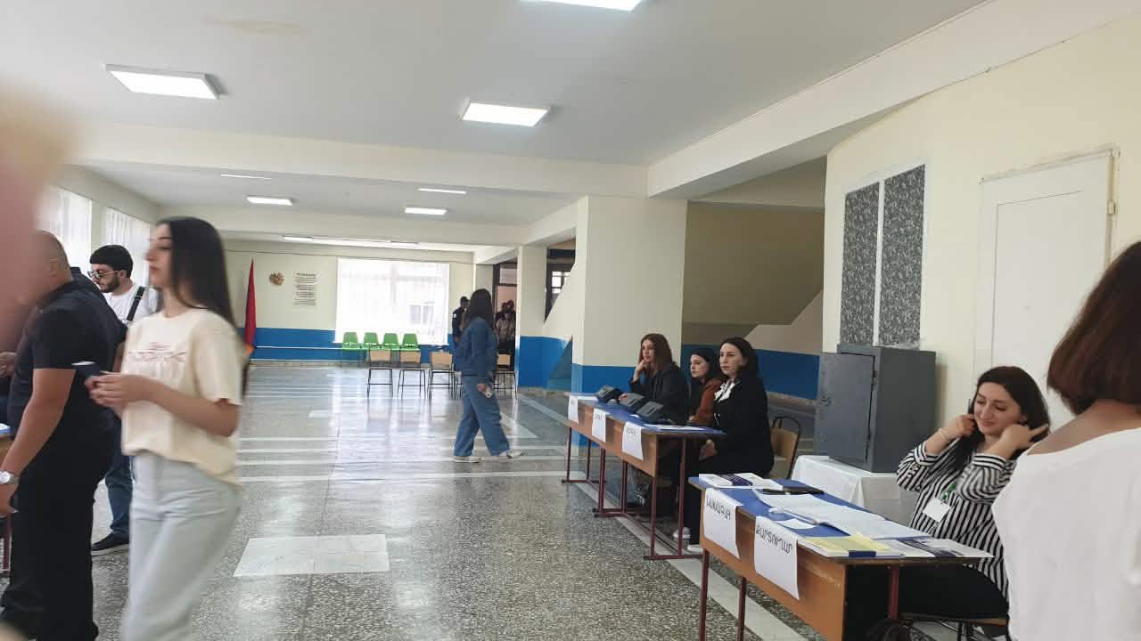 Գյումրիում «Ուժեղ Հայաստան»-ը ընտրատեղամասերում ներկայացված է երկուական վստահված անձով