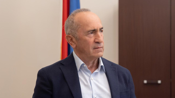 Քոչարյանի տան վրա օտար մարդու են գրանցել (լուսանկար)