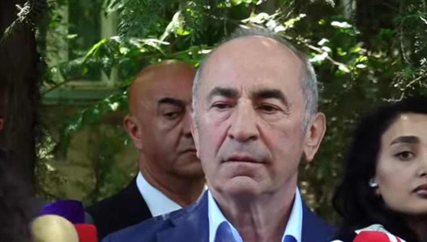 «Если он не уйдёт, это закончится очень плохо»