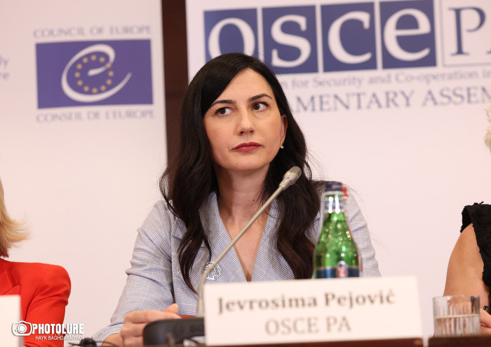 «Հրապարակ»․ Խախտումներն այնքան շատ են եղել, որ անգամ եվրադիտորդները չեն կարողացել աչք փակել