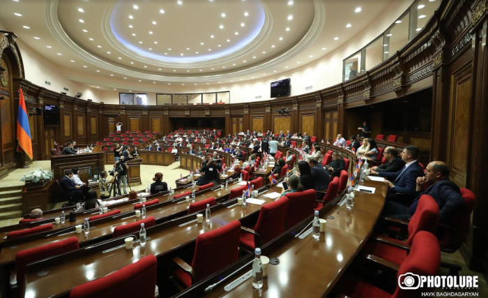 «Հրապարակ»․ Նոր դեմքեր խորհրդարանում