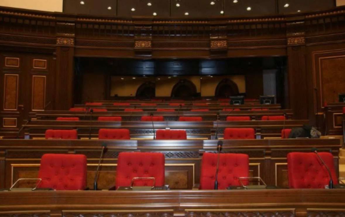Իշխանությունը փորձում է թեմայի վրա «բենզին լցնելով» պասիվացնել այն