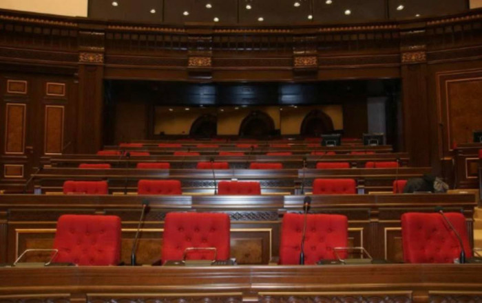 Իշխանությունը փորձում է թեմայի վրա «բենզին լցնելով» պասիվացնել այն