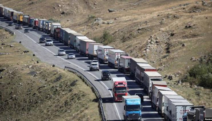Ֆուռերը դատարկ են գալիս Հայաստան․ ՌԴ-ում հրաժարվում են ապրանք վաճառել հայերին