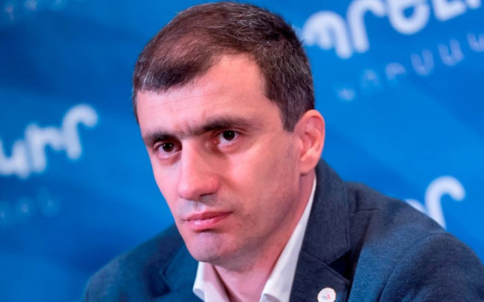 «Հրապարակ»․ Մեր որոշ գործընկերներ, գլխավորը թողած, ընկել են երկրորդականի հետեւից