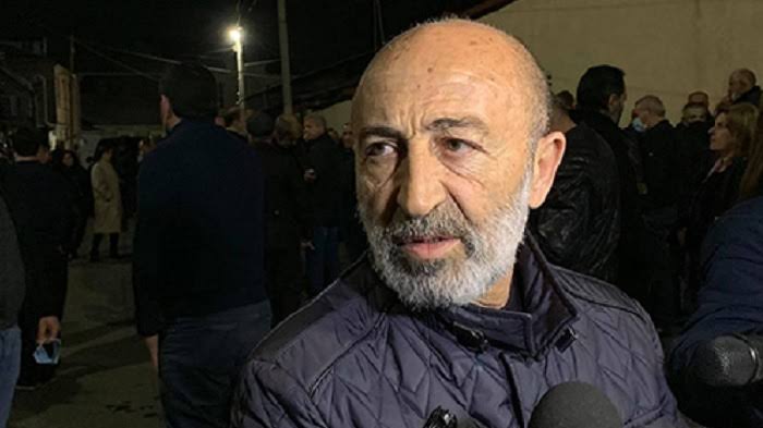 Պարզ է, չէ՞, թե ընտրություններից առաջ ինչու նրան բռնեցին, ինչ խնդիր լուծեցին և ինչ հաշվարկով