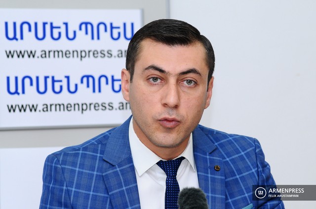 Գագիկ Սուրենյանը մանրամսներ է ներկայացնում սպասվող եղանակիցսո