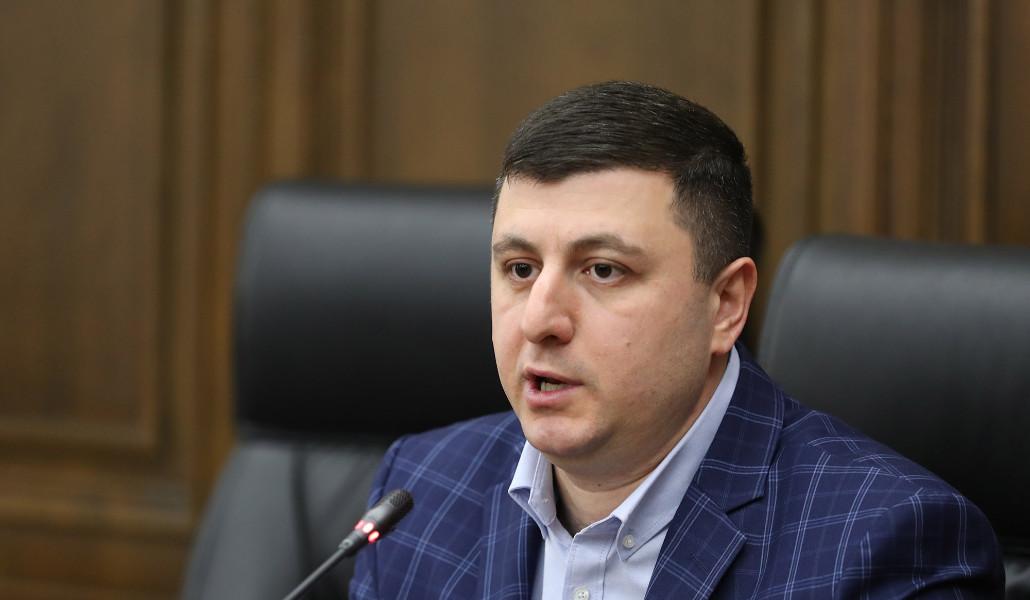Այսօր էլ բանակը կա ու ծառայություն է կազմակերպում` այսքան հարվածներից ու թիրախավորումից հետո. Աբրահամյան