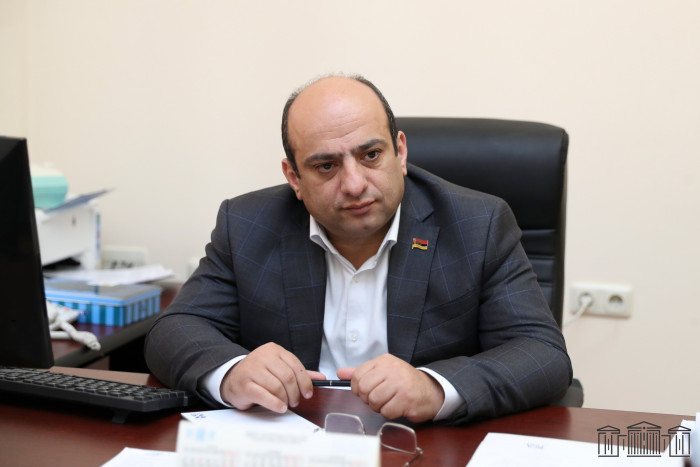 «Հրապարակ»․ Պետք է ամեն ինչ անենք, որ հասնենք մեր ուզածին, նաեւ Սահմանադրություն փոխելուն