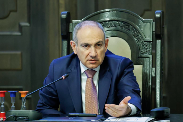 «Քեզնից անորակ աԲռանք ՀՀ-ում չի արտադրվել», «Դու ընտրված չես, փախար». քոմենթներ