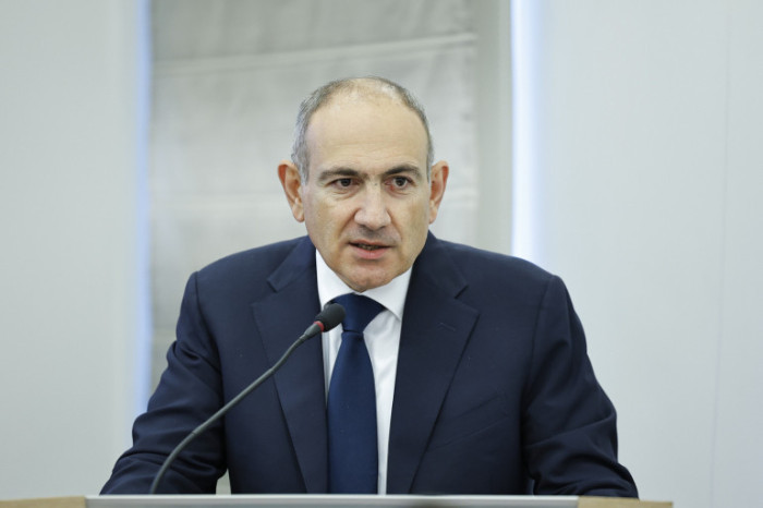 Իմացա՞ր, պարոն վարչապետ