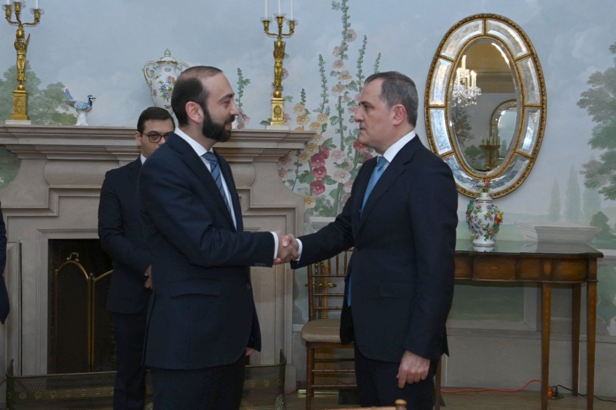 «Հրապարակ». Ադրբեջանի ԱԳՆ-ն զրպարտում է, խեղաթյուրում, ՀՀ ԱԳՆ-ն՝ լռում