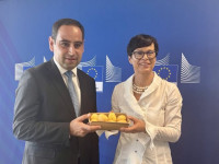 Մեծ հաղթանակ․ Կոսը համտեսել է մեր ծիրանը