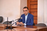 Քանի դեռ ընդդիմությունը նախաձեռնությունը չի խլել, այս անօրինական գործընթացները շարունակվելու են