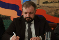 Папоян направил письмо  российскому коллеге с просьбой о...