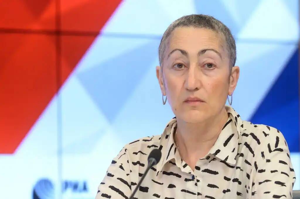 «Мне больно за мою страну. Моя страна не должна быть мелочной и погрязшей в мелочности»