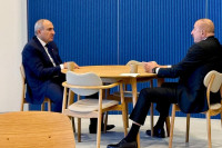 Փաշինյանն ու Ալիևը հեգնում են հայ հանրությանը․ ադրբեջանագետ