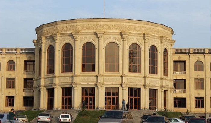 Գյումրիում ՔՊ-ի ուժային տեռորը բախվում է միասնական պատնեշին