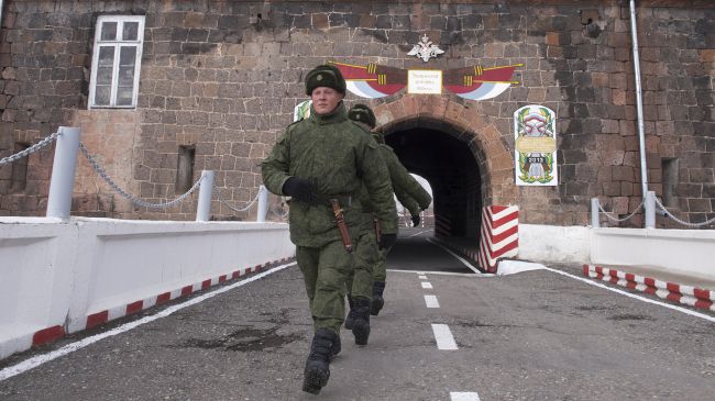 Замглавы МИД РФ: попытки очернить военное присутствие России в Армении тщетны