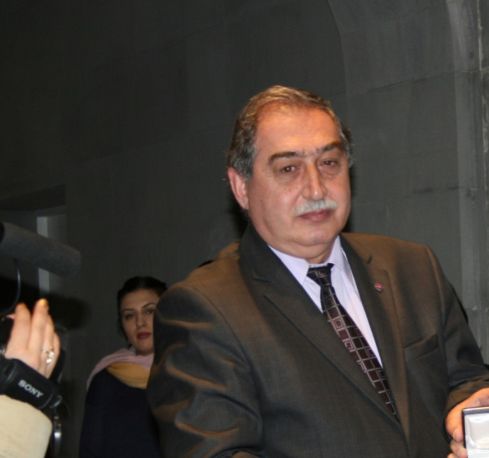 «Հրապարակ»․ Արդյունավետ եւ անվտանգ ճանապարհ ունենալու համար Սիսիան-Մեղրի հատվածը պետք է կառուցվի ամբողջությամբ