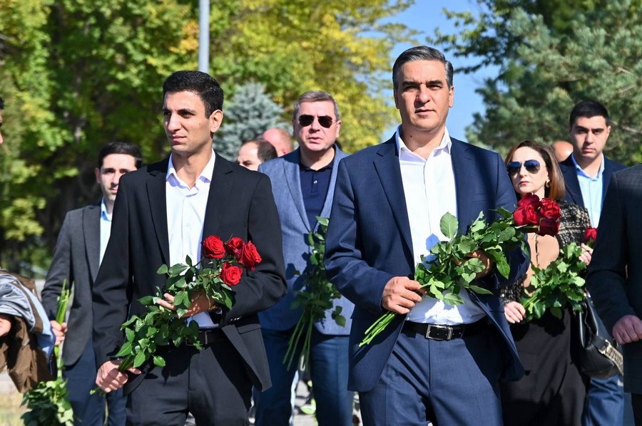 «Если прошедшие в парламент силы не борются, почему мы должны митинговать  вместо них?»