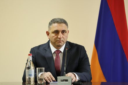 «Հրապարակ»․ Քննչականի պետը ՊՊԾ պետին է պարգևատրել