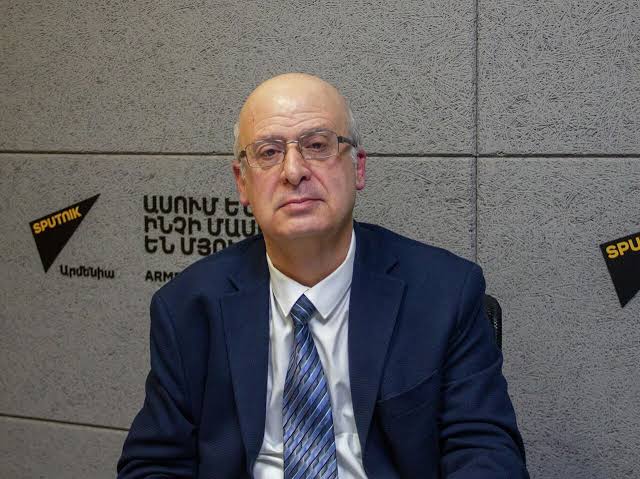 «Հրապարակ». Այդքան տարի է անցել` նո՞ր իմացան, որ այդ շենքը Բրյուսովի ձեռքից առել են