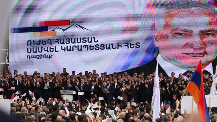 Դաշինքը պաշտպանում է իր այն անդամներին, որոնք անցողիկ տեղ չեն զբաղեցնում