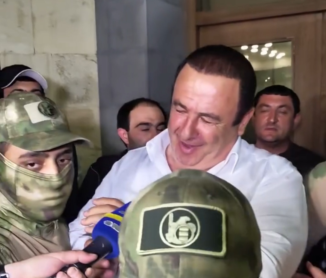 Баку доволен «подарком» Пашиняна