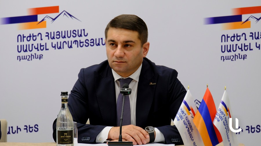 «Ուժեղ Հայաստան» դաշինքի ընտրական ցուցակում ընդգրկված բոլոր 31 պատգամավորների թեկնածուներն ինքնաբացարկի դիմումներ են ներկայացրել