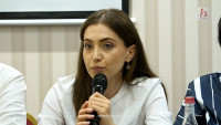 Մարդիկ, ովքեր չեն խոսում այս իրականության մասին, կա՛մ անկեղծության խնդիր ունեն, կա՛մ՝ խիզախության