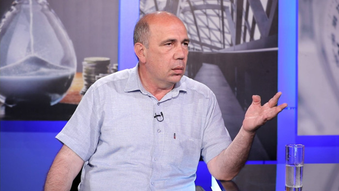 Մեկը լինի ԵՄ-ին օգնի
