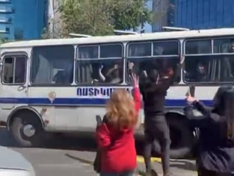Водители ереван. Школа полиции в Ереване