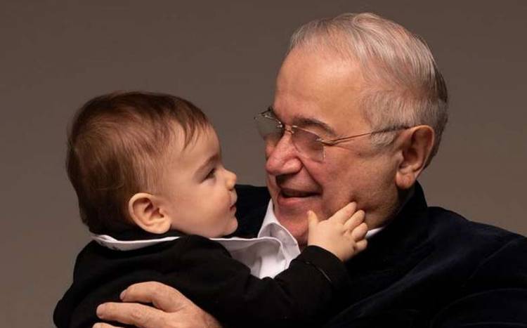 Եվգենի Պետրոսյանի երկու տարեկան որդին սկսել է հայերեն սովորել