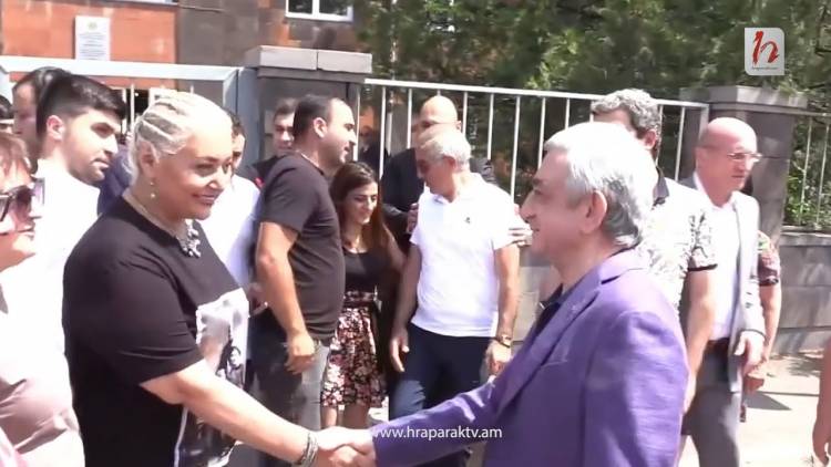 Միշտ…հո ամբողջ կյանքում չե՞ք գալու․ Սերժ Սարգսյանի գործով դատական նիստը հետաձգվեց (տեսանյութ)