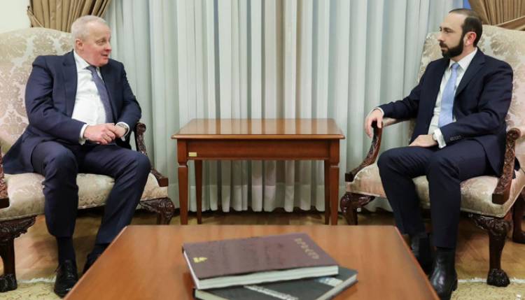 Արարատ Միրզոյանն ընդունել է ՌԴ դեսպանին