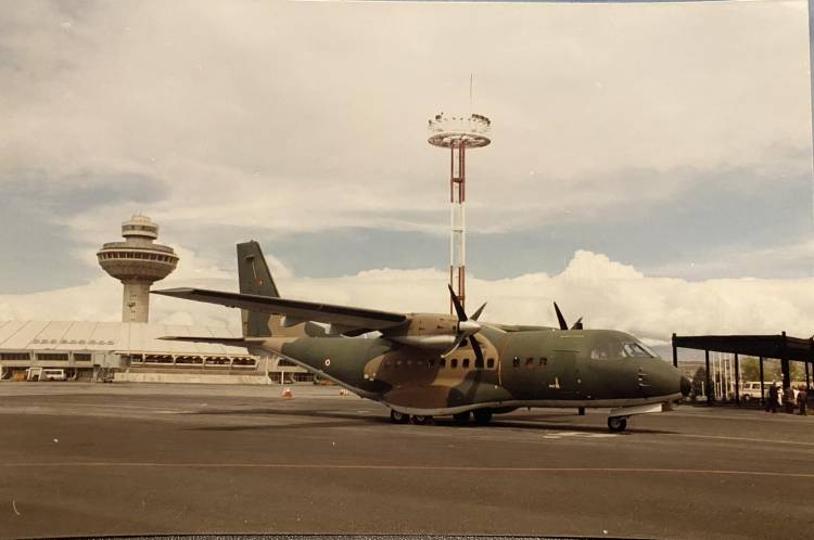 Թուրքական ռազմական օդանավը՝ Զվարթնոց օդանավակայանում․ 1996թ.