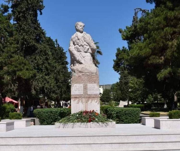 Ադրբեջանը ԼՂ-ում քանդում է Մոնթեի և մյուս հայ հերոսների արձանները