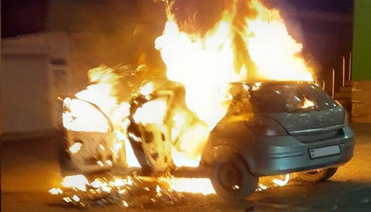 Իսակովի պողոտայում ավտոմեքենա է այրվել