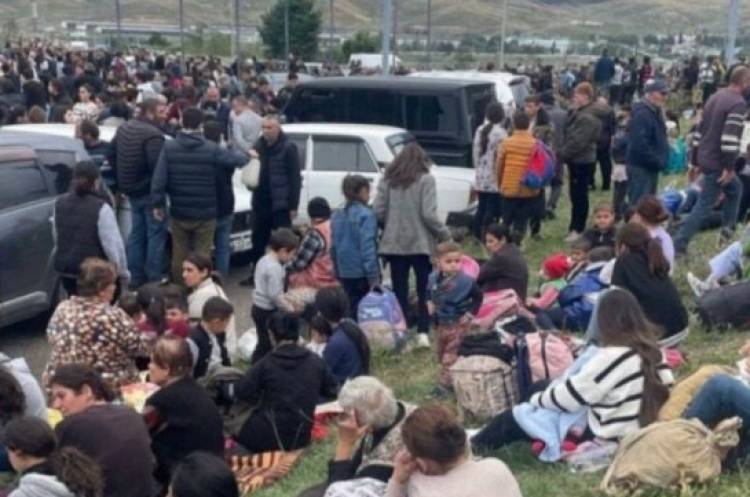 ԼՂ-ից բռնի տեղահանված քանի հազար մարդ է արտագաղթել Հայաստանից
